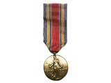 Deadstock US.Military Pins #629 World War II Victory Medal (US) Pin & Ribbon