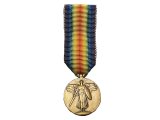 Deadstock US.Military Pins #628 World War I Victory Medal (US) Pin & Ribbon