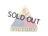 Deadstock US.Military Pins #707 US ARMY 5th Armored Division VICTORY