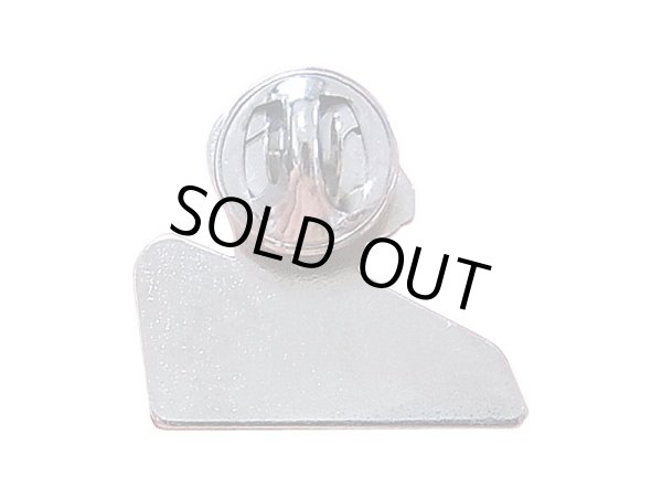 画像2: Vintage Pins（ヴィンテージ・ピンズ）#0162 "Stepping on Racism" Pins France (2)