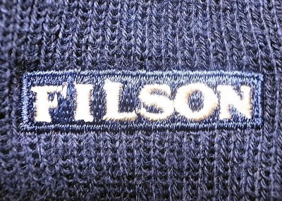 画像1: Filson Virgin Wool Skull Cap Navy フィルソン ロゴ入り ニット キャップ 紺 USA製