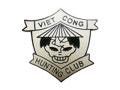 画像1: Deadstock US.Military Pins #650 US Military Viet Cong Hunting Club Pin