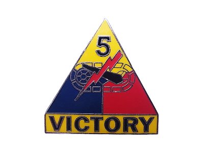 画像1: Deadstock US.Military Pins #707 US ARMY 5th Armored Division VICTORY