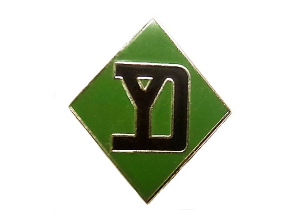 画像1: Deadstock US.Military Pins #804 US ARMY 26th Infantry Division Pin (1)