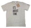 画像2: ENGINEERED GARMENTS® Pocket-Tee "IT'S ABOUT TIME" カナダ製 灰 8 (2)