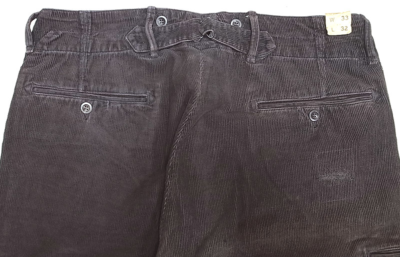 RRL Corduroy Buckle Back Pants | www.carmenundmelanie.at