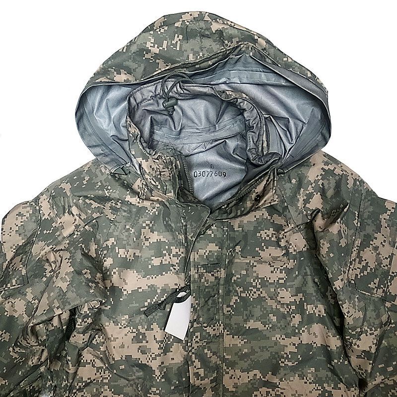 Deadstock 2009'S US.ARMY ECWCS UNIVERSAL CAMO PARKA GII ゴアテック